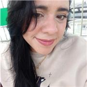 Profesora de inglés con más de 18 años de experiencia.
Clases dinámicas, creativas y personalizadas para niños y adolescentes